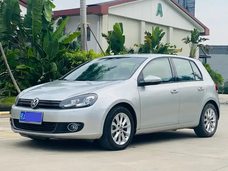 Volkswagen Golf, 2010