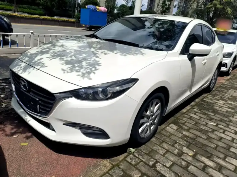 Mazda 3 Axela, 2018