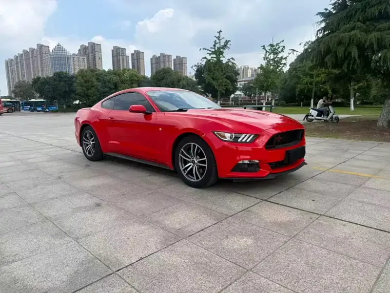 Ford Mustang, 2015