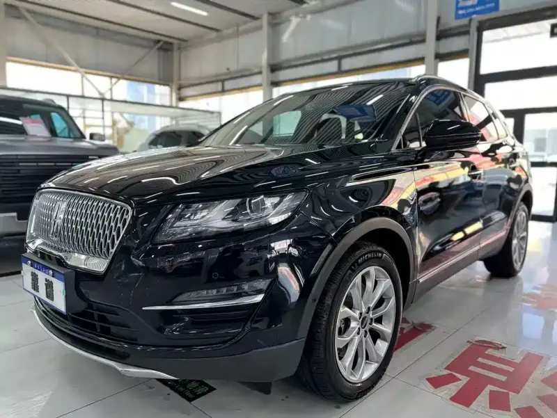Lincoln MKC, 2020