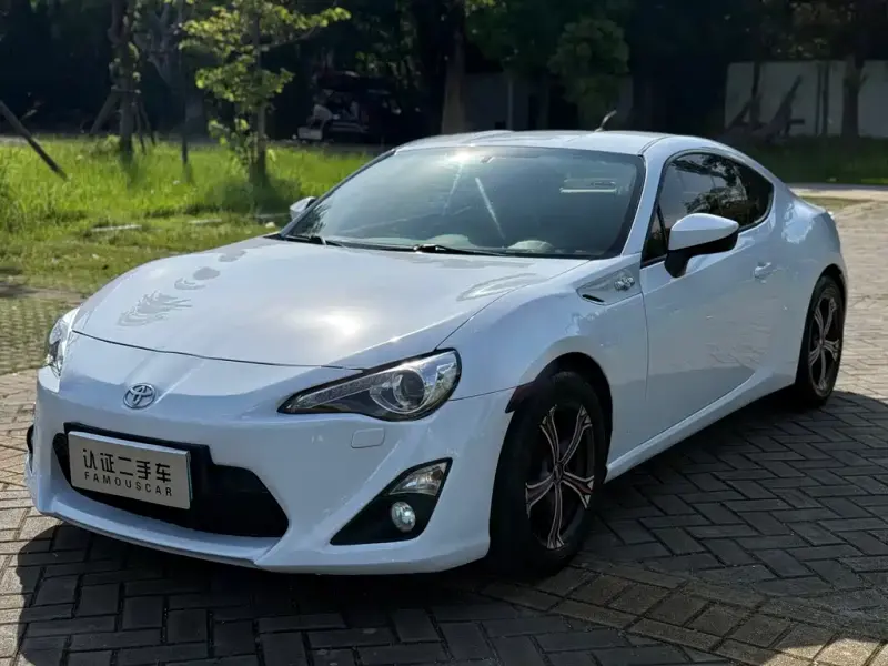 Toyota 86, 2014 — фото 1