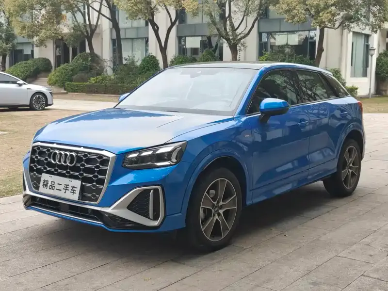 Audi Q2L, 2023