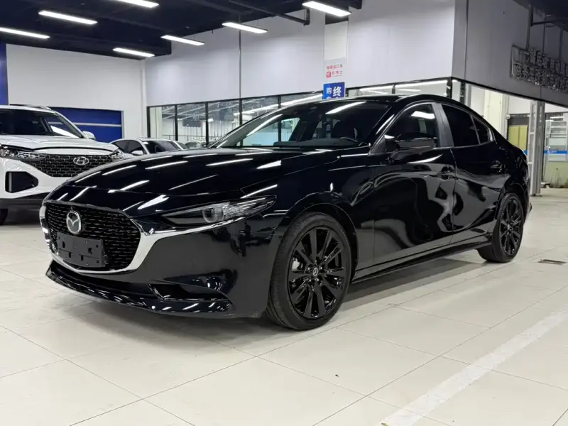 Mazda 3 Axela, 2022