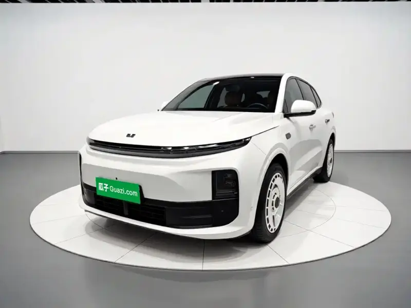 Li Auto Li L6, 2025