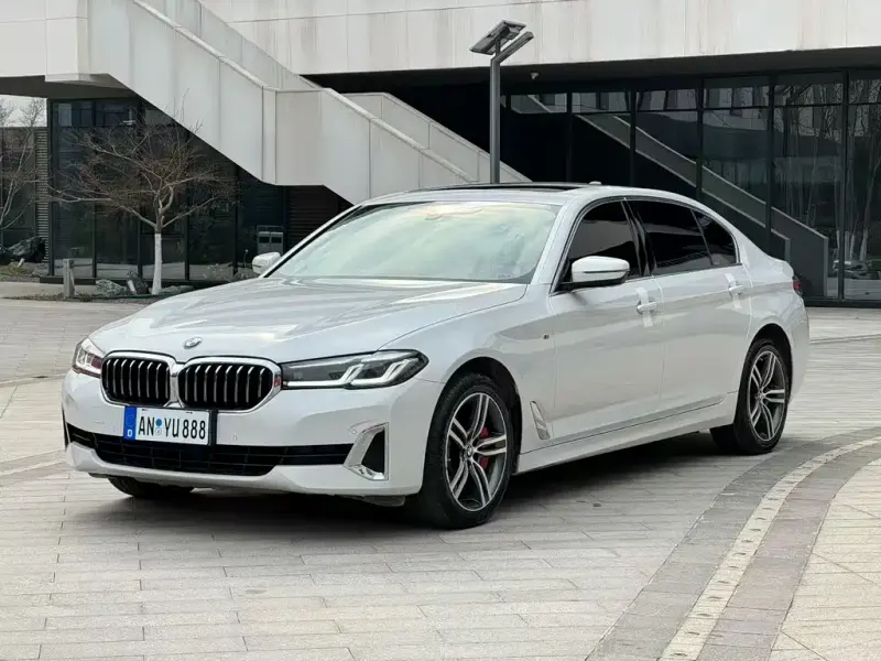BMW 5 Series, 2021