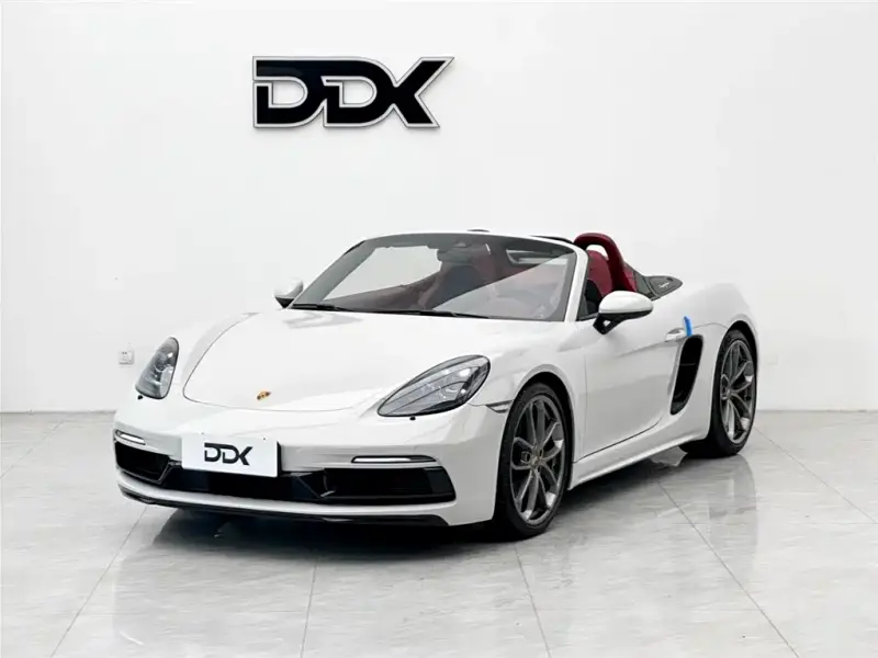 Porsche 718, 2022