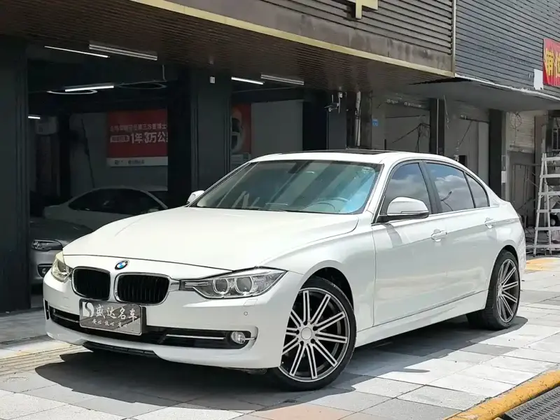 BMW 3 Series, 2013 — фото 1