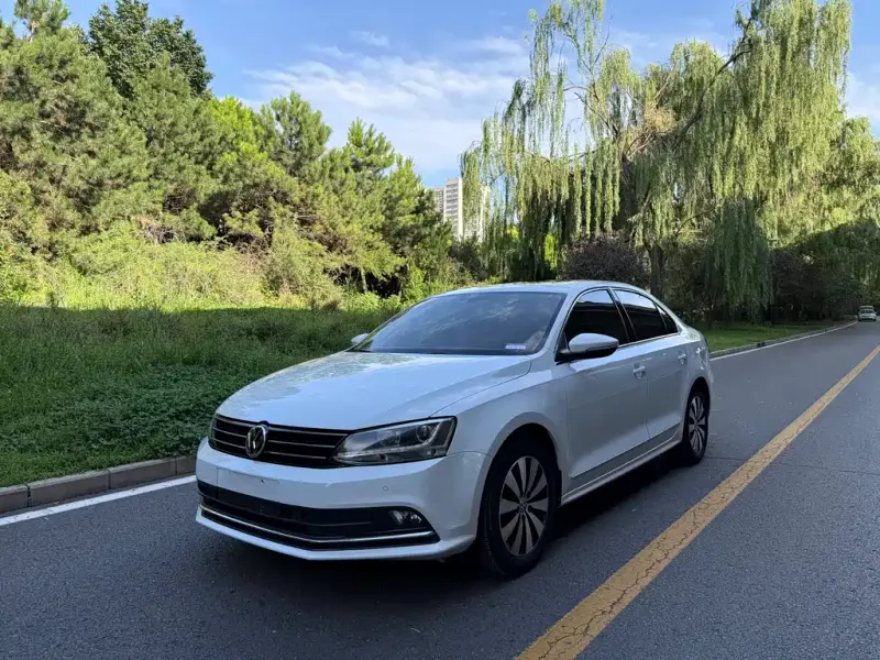 Volkswagen Sagitar, 2016