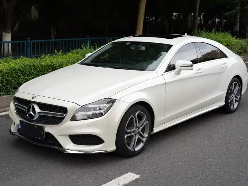 Mercedes-Benz CLS, 2015 — фото 1