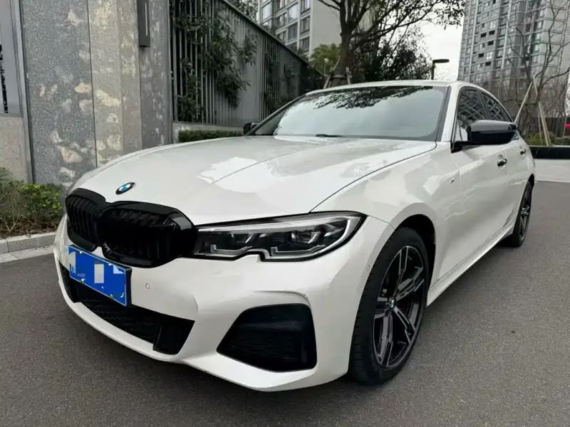 BMW 3 Series, 2022