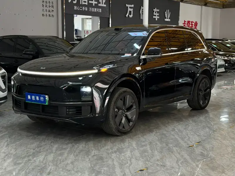 Li Auto Li L8, 2025