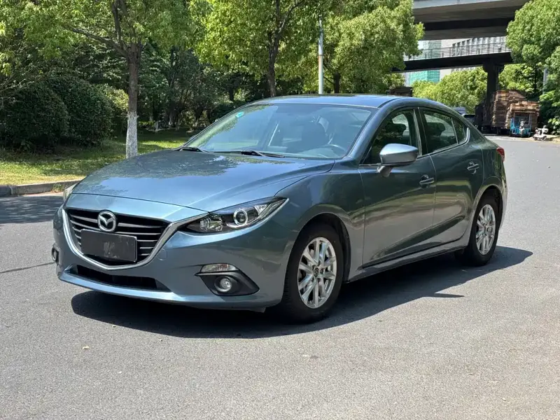Mazda 3 Axela, 2016