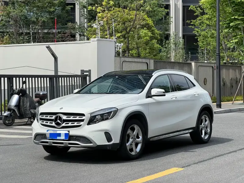 Mercedes-Benz GLA, 2018