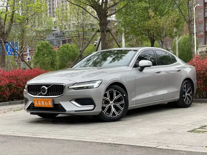 Volvo S60, 2023
