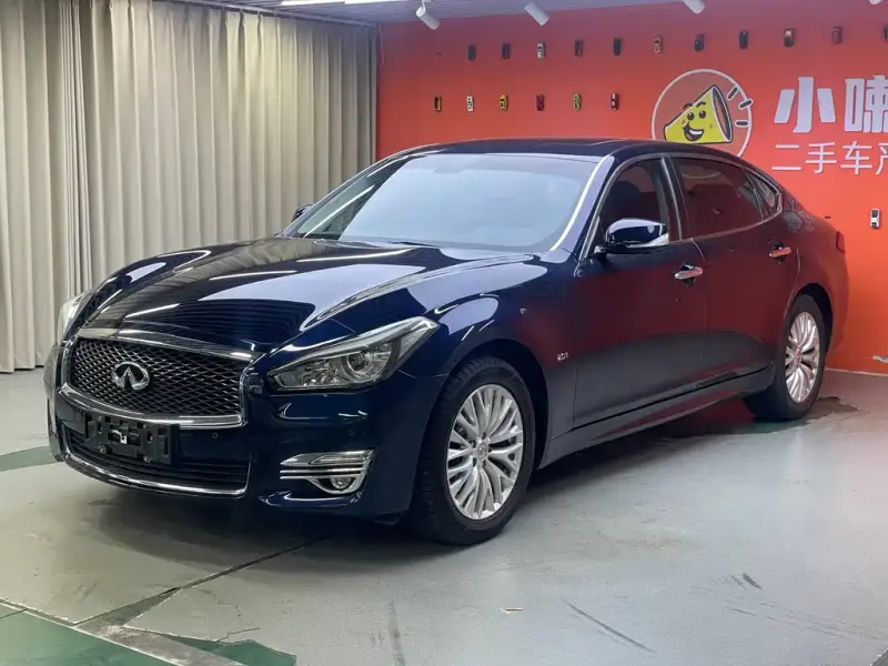 Infiniti Q70, 2020