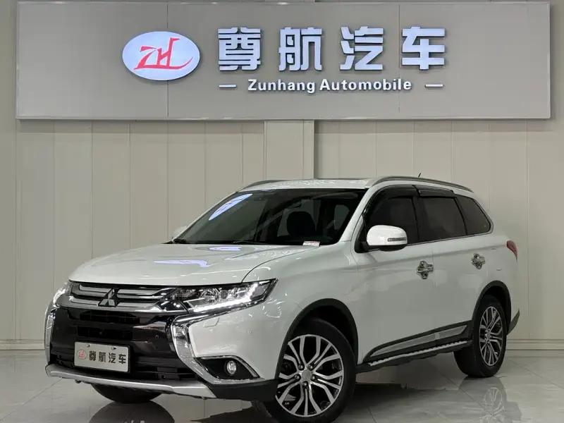 Mitsubishi Outlander, 2017