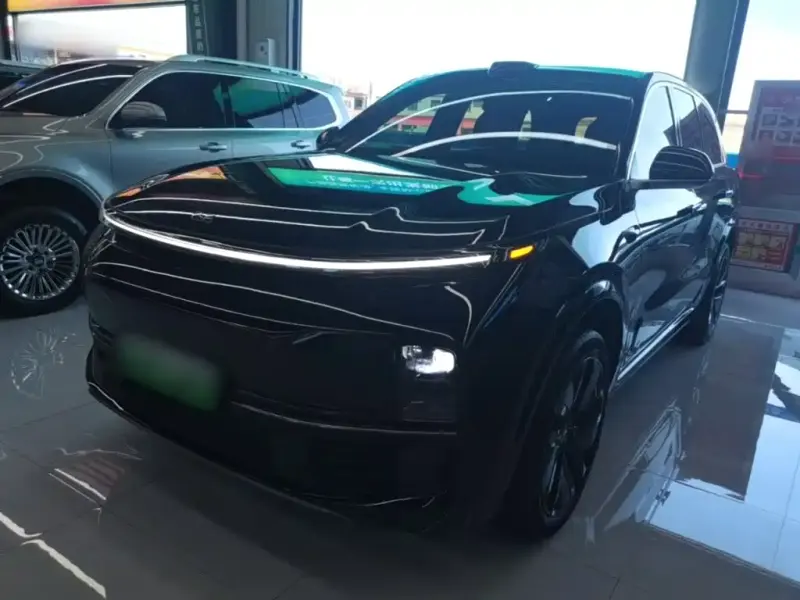 Li Auto Li L8, 2025
