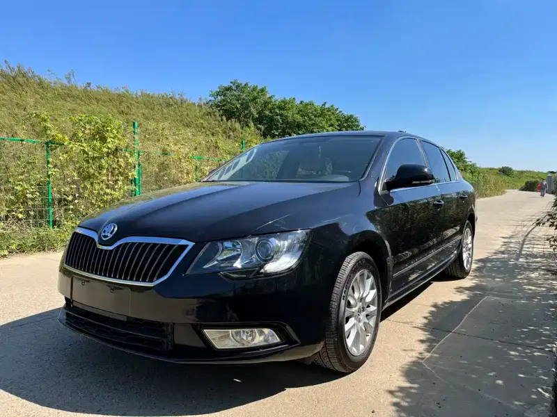 Skoda Superb, 2015
