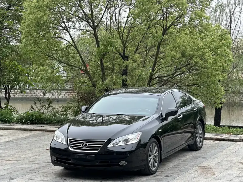 Lexus ES, 2009