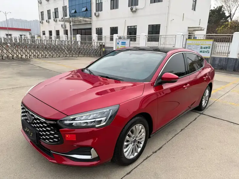 Ford Focus, 2022