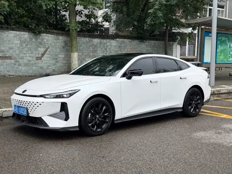 Changan UNI-V, 2024