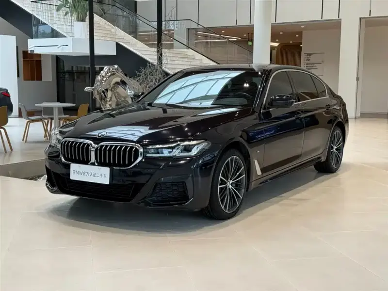 BMW 5 Series, 2022