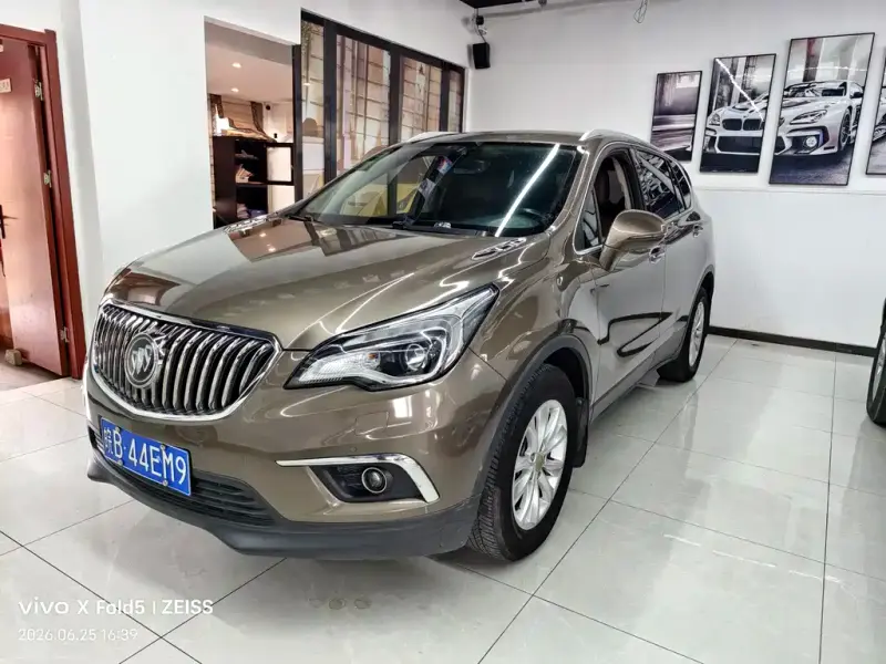 Buick Envision Plus, 2015