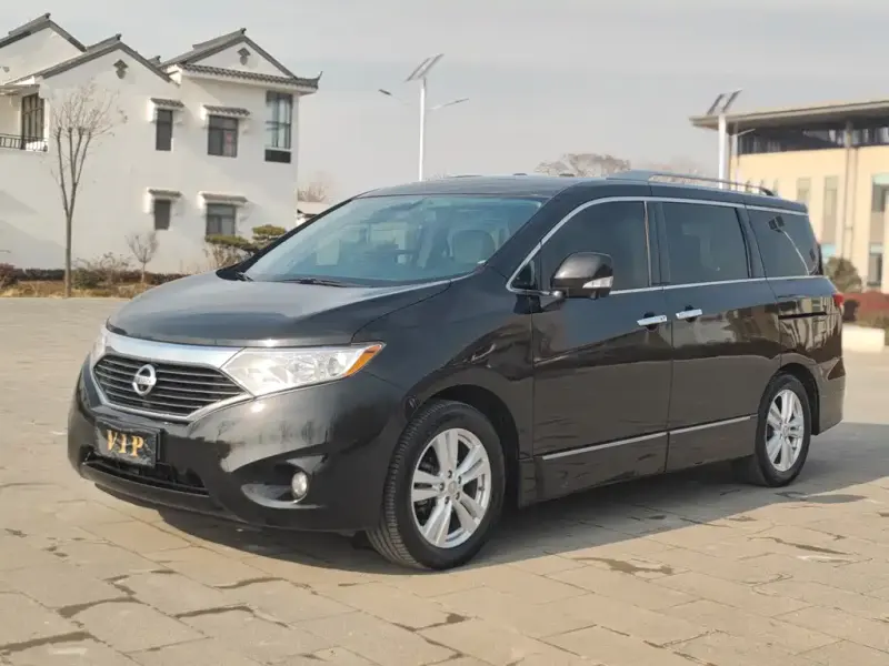 Nissan Quest, 2015
