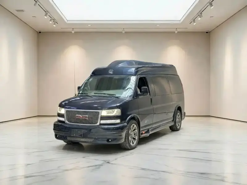 GMC Savana, 2016