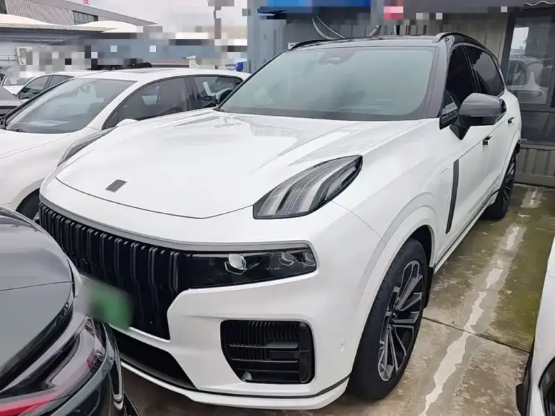 Lynk & Co 09 EM-P, 2022