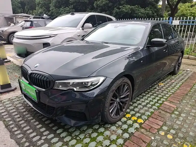 BMW 3 Series, 2021
