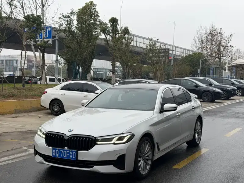BMW 5 Series, 2021