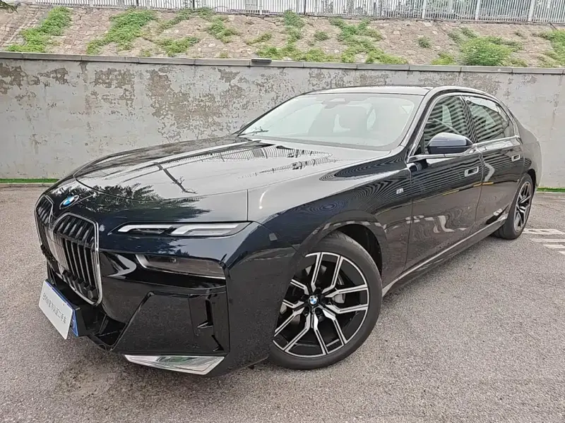 BMW 7 Series, 2025