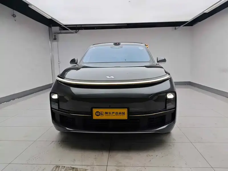 Li Auto Li L8, 2025