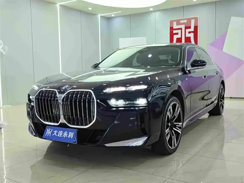 BMW 7 Series, 2023