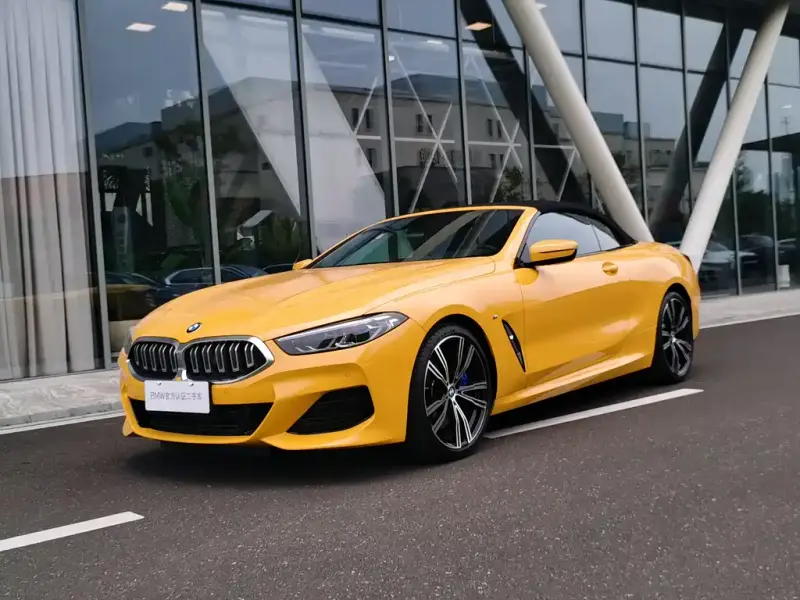 BMW 8 Series, 2025