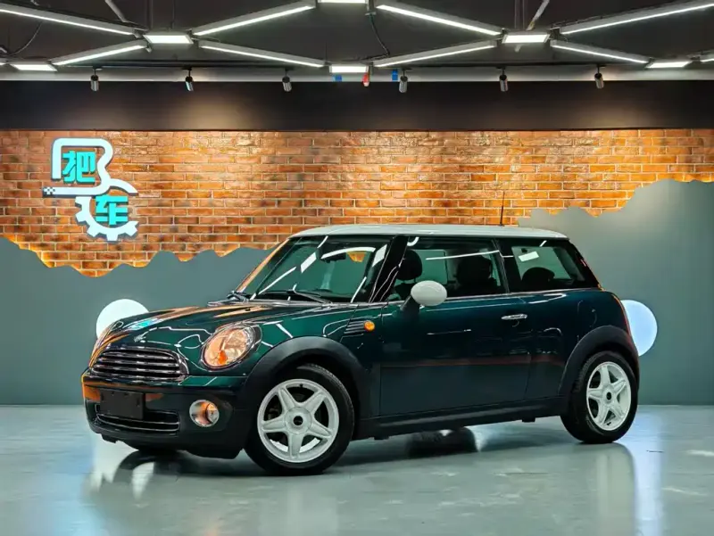 MINI Mini, 2009