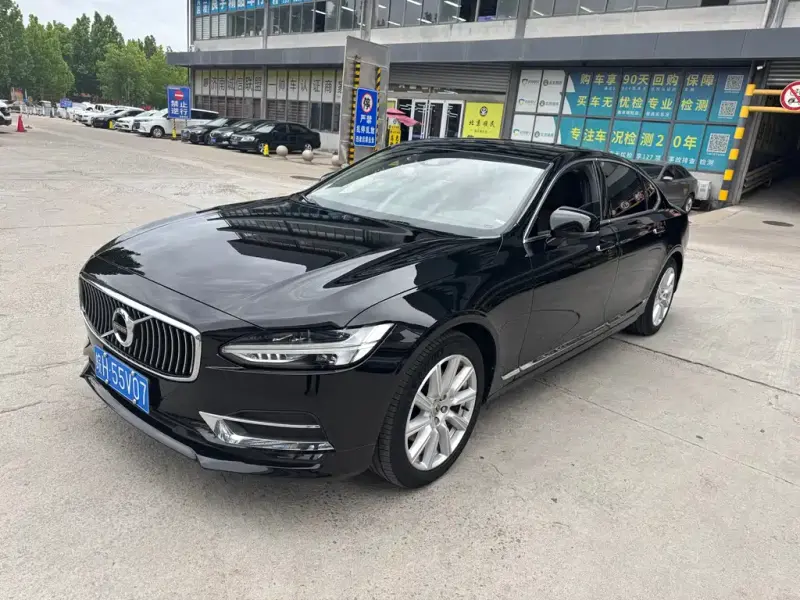 Volvo S90, 2020