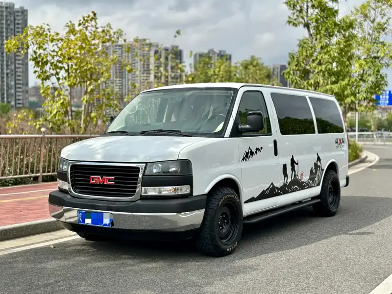 GMC Savana, 2014