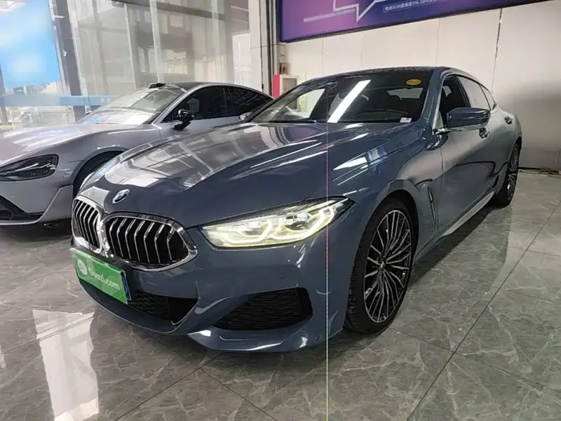 BMW 8 Series, 2022