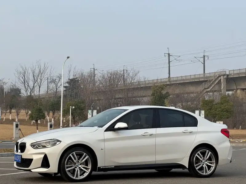 BMW 1 Series, 2020