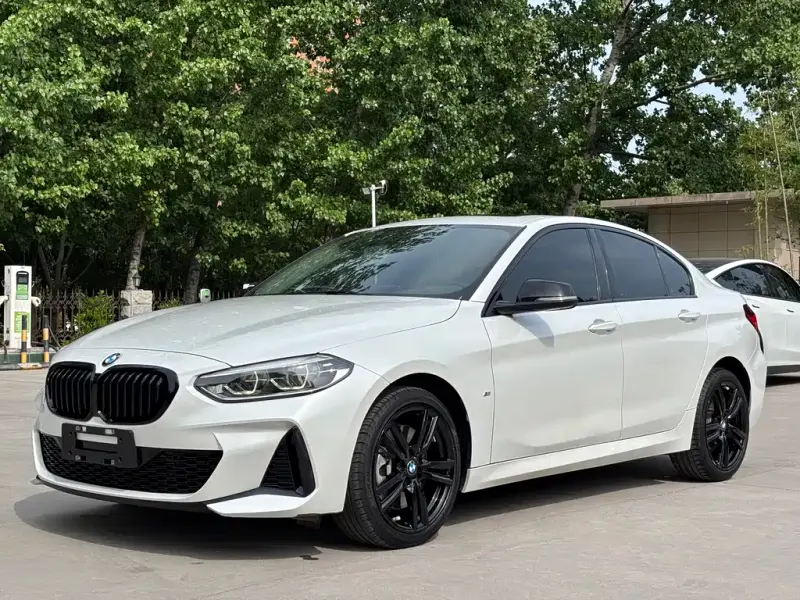 BMW 1 Series, 2023