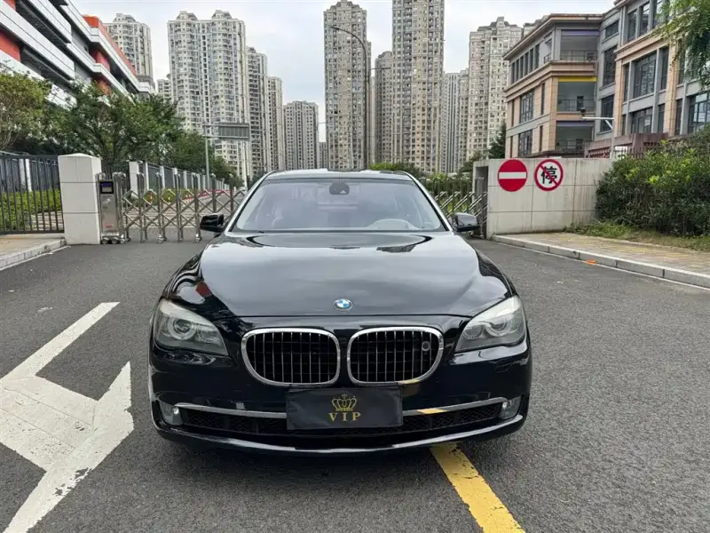 BMW 7 Series, 2011