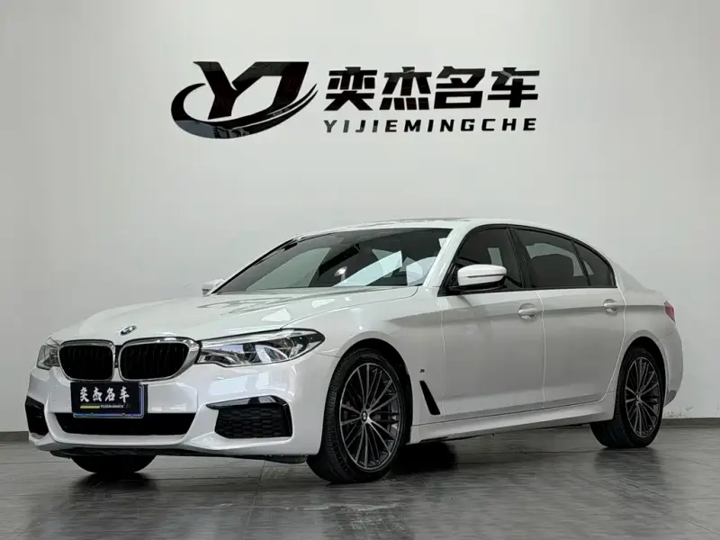BMW 5 Series, 2019