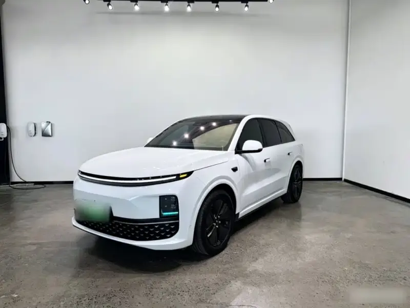 Li Auto Li L6, 2025