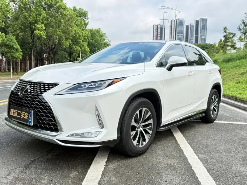 Lexus RX, 2021