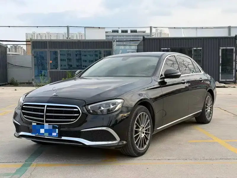 Mercedes-Benz E-Class, 2022