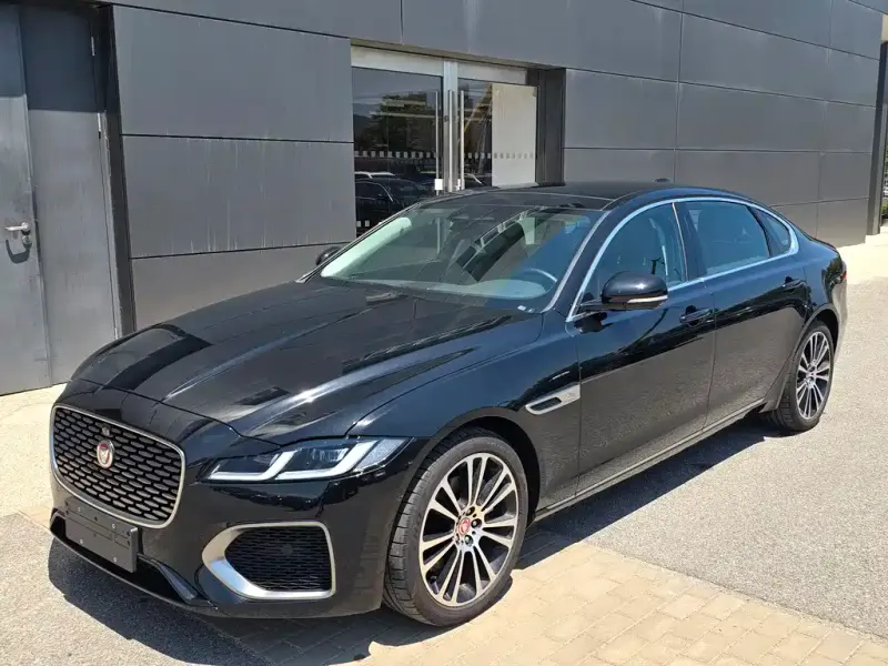 Jaguar XFL, 2025