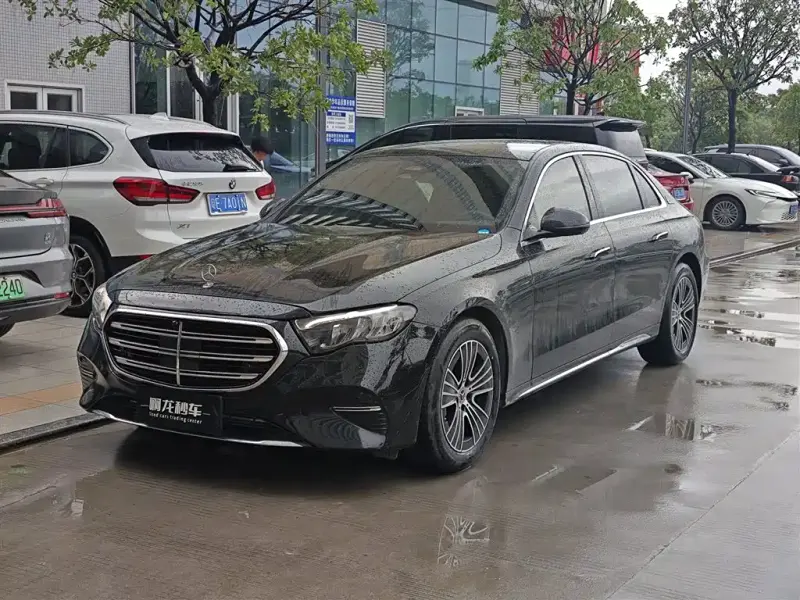 Mercedes-Benz E-Class, 2024