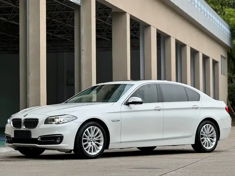 BMW 5 Series, 2016